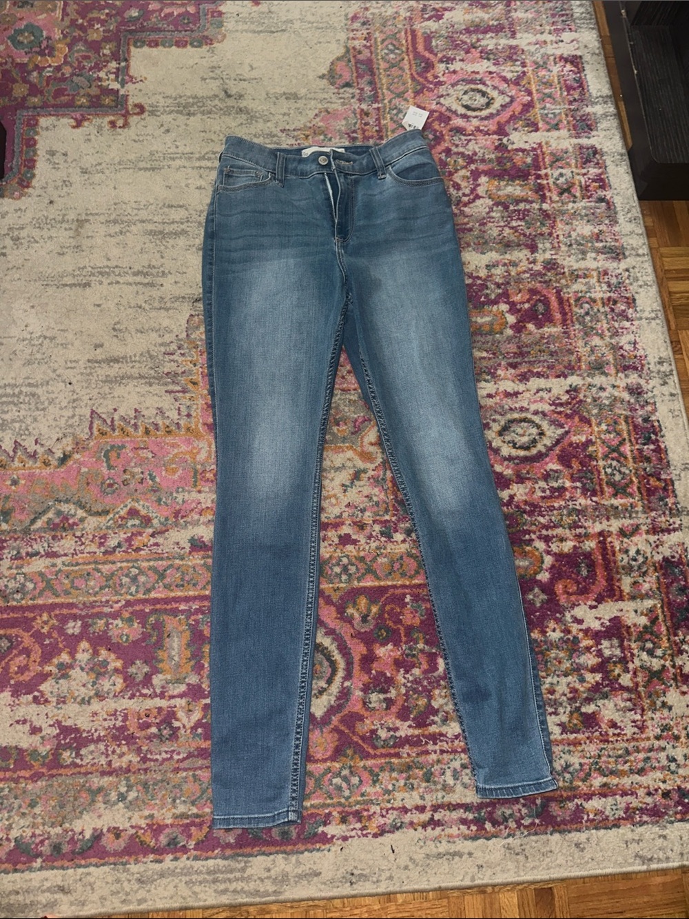 Hollister Medium Wash Skinny Jeans